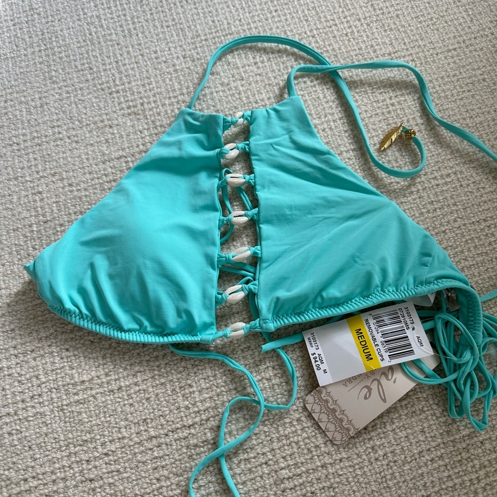 Ale by Alessandra shell swim top size M NWT